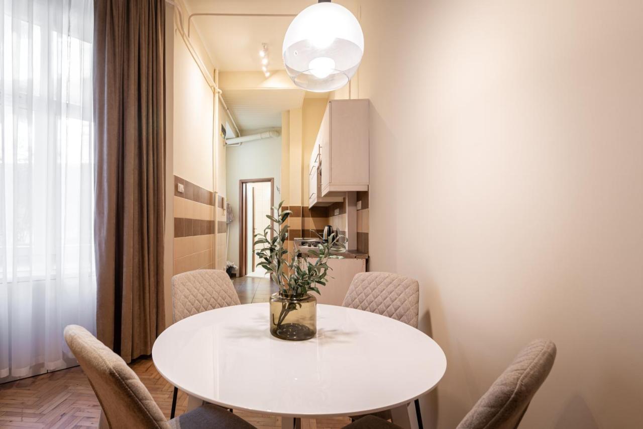 K7 - Boutique Apartments, Best Location. By Bqa Будапеща Екстериор снимка